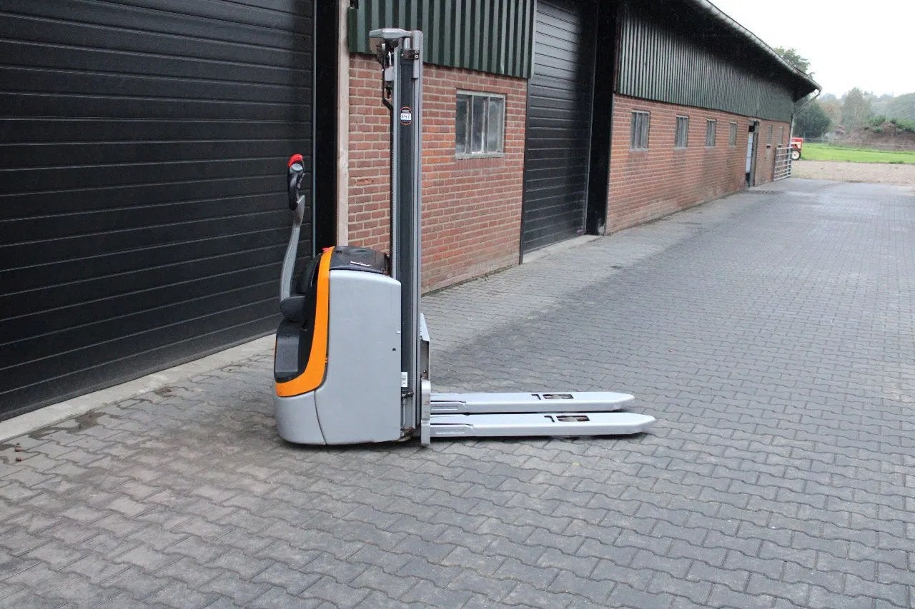 Still exv14c stapelaar elektrische accubj 2022, Articles professionnels, 1000 à 2000 kg, Électrique, Empileur, Still
