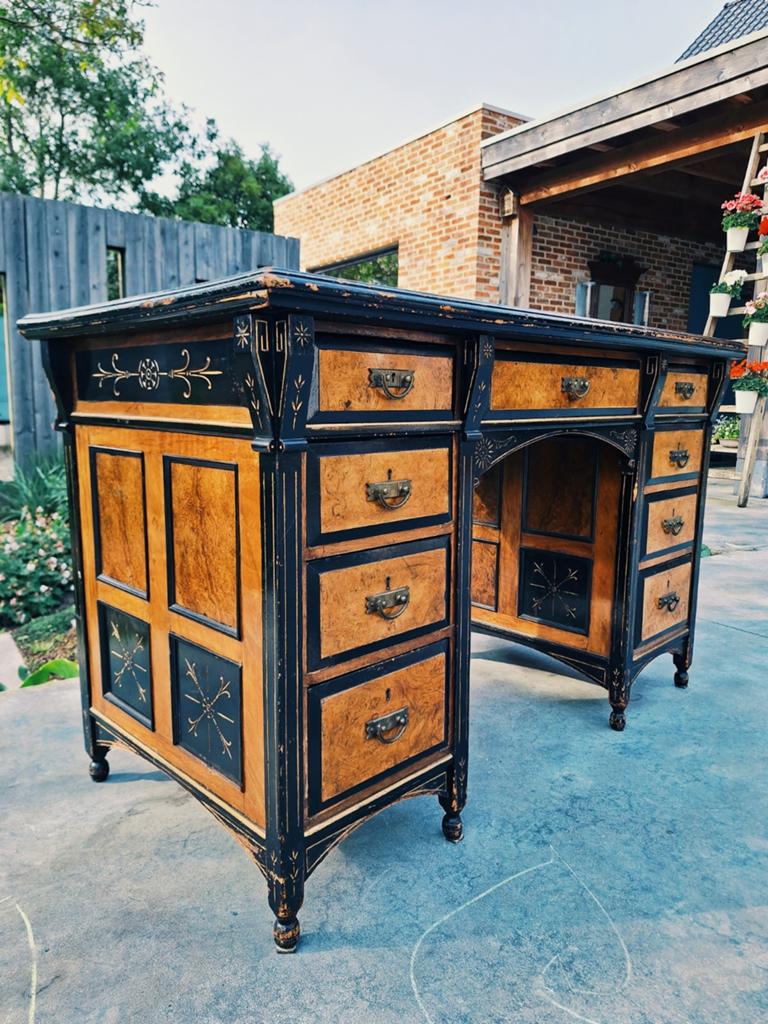 Antiek Victoriaans Aesthetic Movement bureau (ca. 1870–1890), Ophalen