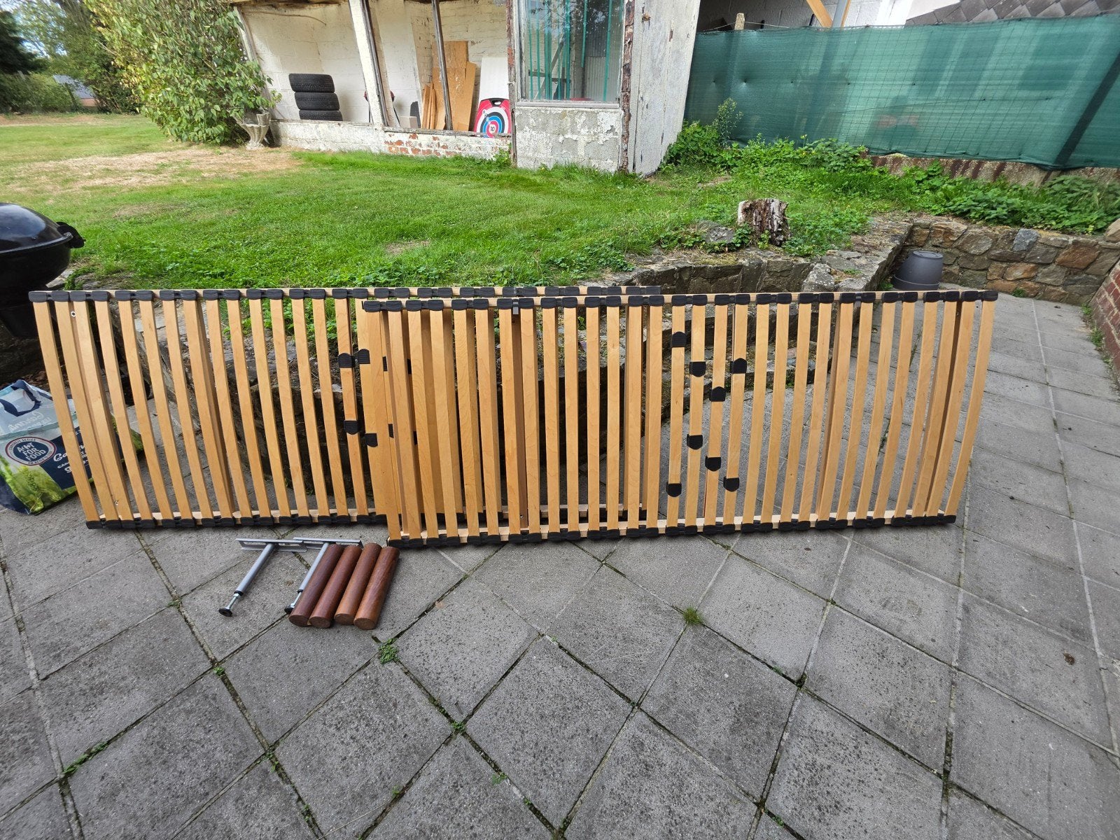 2 sommiers 90*200 avec pieds, 90 cm, Enlèvement, Utilisé, Sommier