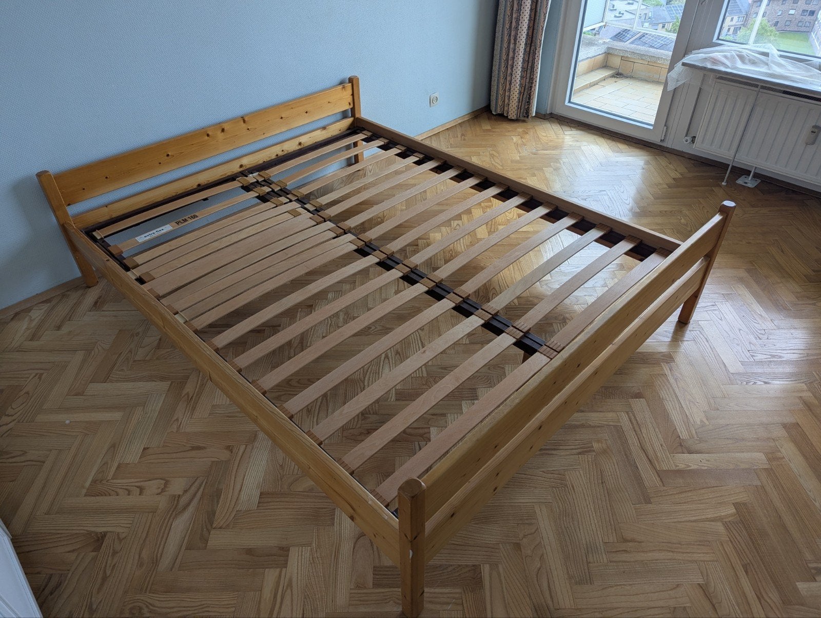 houten bed 160x200cm in goede staat om te geven, Ophalen, Hout