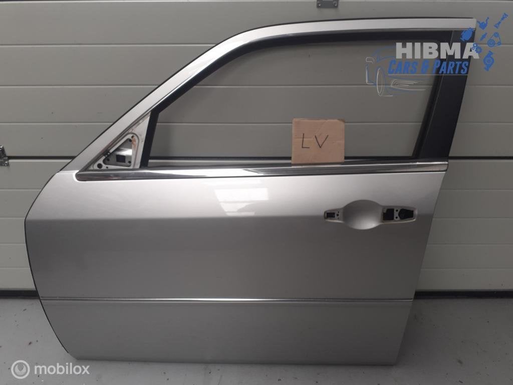 Portier linksvoor Chrysler 300C 3.0 V6 CRD ('04-'11), Gebruikt, Deur, Chrysler, Voor