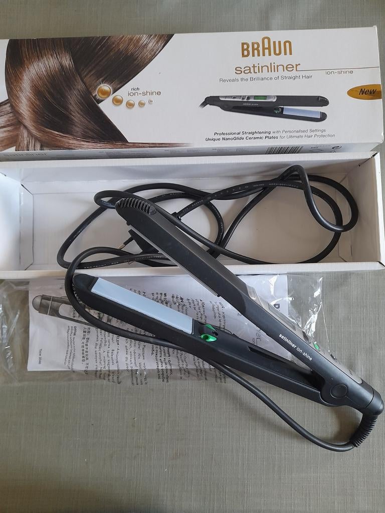 BRAUN Lisseur à fonction ionique pour révéler la brillance, Bijoux, Sacs & Beauté, Neuf, Fer à friser ou Lisseur