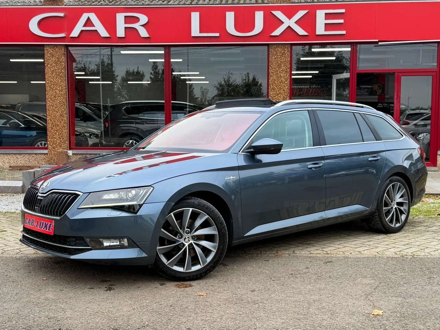 Skoda Superb SUBERB SW 2.0 CR TDi BOIT AUTO TOIT PANO LAURIN, Auto's, Gebruikt, Zwart, 4 cilinders, Leder