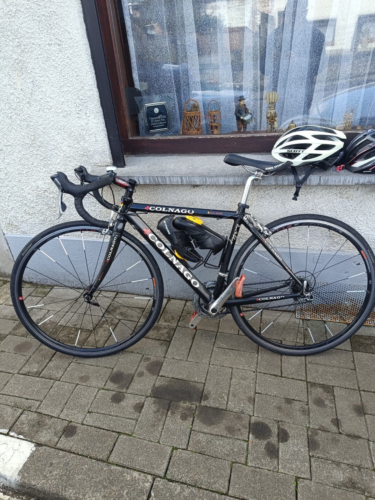 vélo de course avec leurs chaussures adaptées aux chaussures, Fietsen en Brommers, Ophalen
