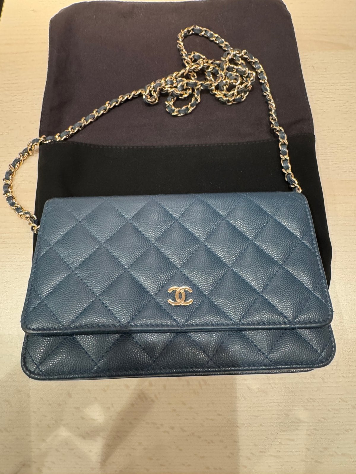 Wallet on chain timeless handtas Chanel, Ophalen, Zo goed als nieuw, Blauw, Handtas