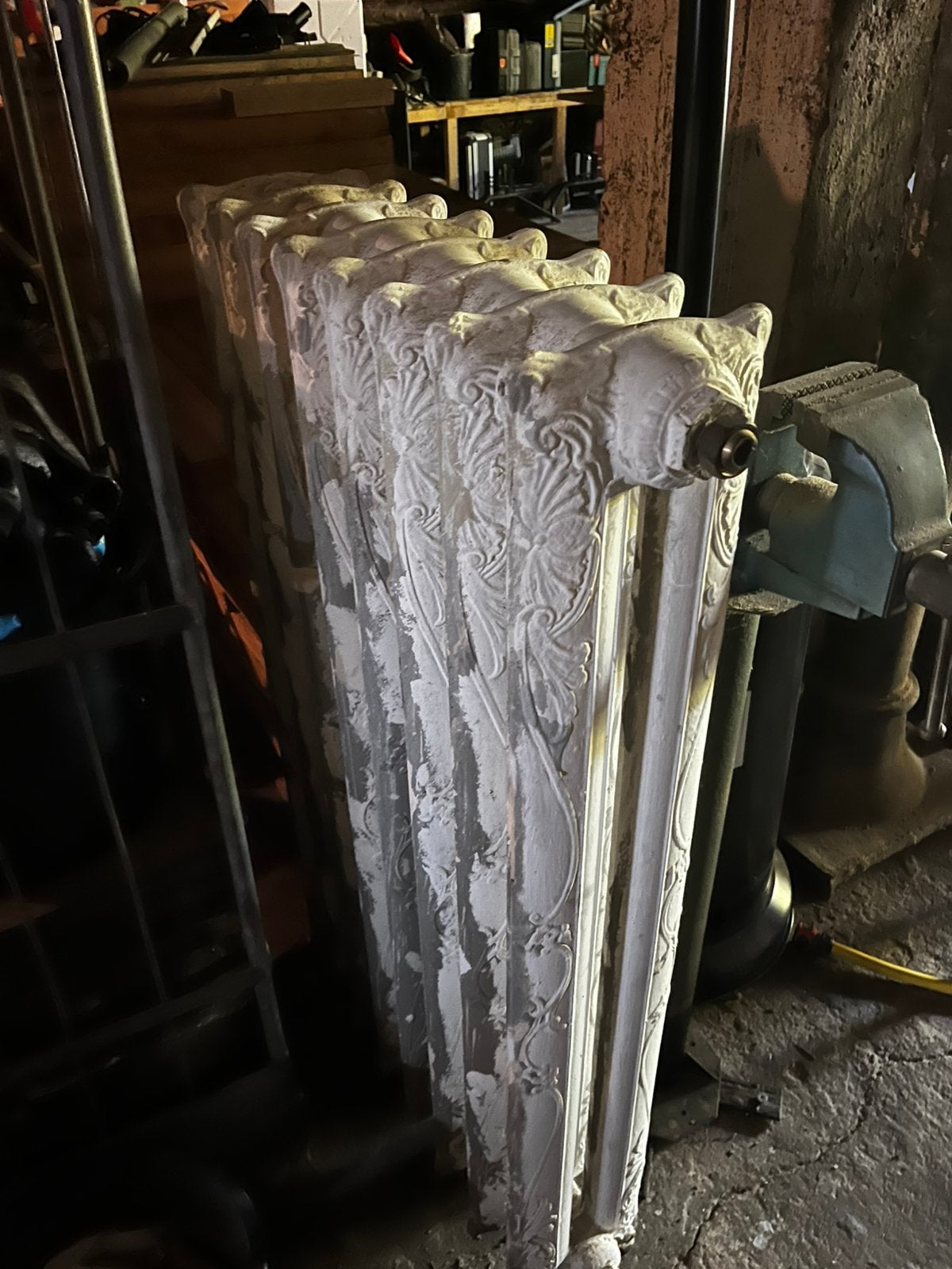 Gietijzeren sierradiator, Enlèvement, Utilisé