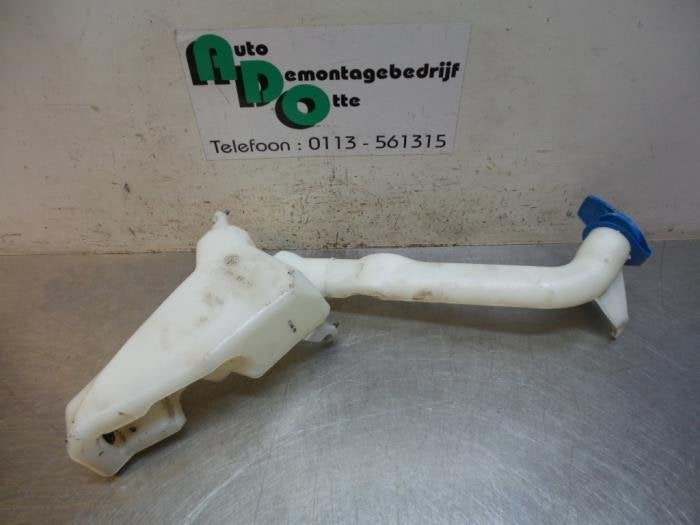 Ruitensproeiertank voor van een Volkswagen Fox (Fox 05-), Gebruikt, -, Volkswagen, -