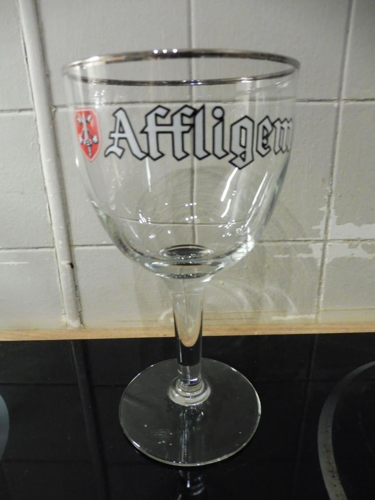 Verres à bière, verres à boire, Antiquités & Art, Enlèvement ou Envoi