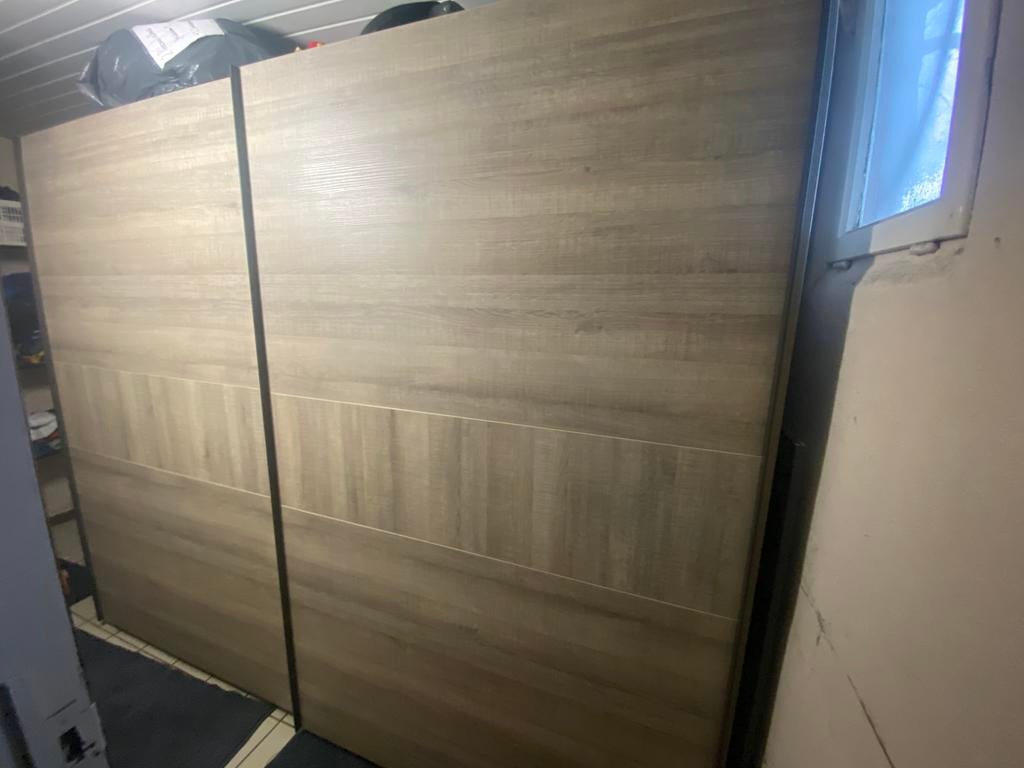 Moderne kleerkast met schuifdeuren, Ophalen, Zo goed als nieuw