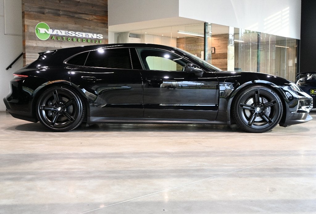 Porsche Taycan Sport Turismo*LED/PANO/360/MEMORY/ACC/CHRONO, Autos, Cuir, Achat, Entreprise, Noir