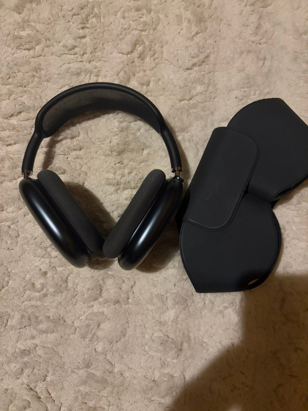 Airpods max moet weg!, Enlèvement ou Envoi, Comme neuf, Réduction de bruit