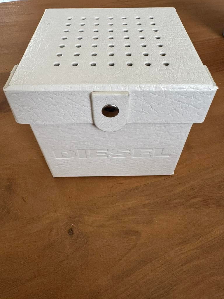 Montre Homme Diesel, Bijoux, Sacs & Beauté, Enlèvement, Comme neuf, Cuir