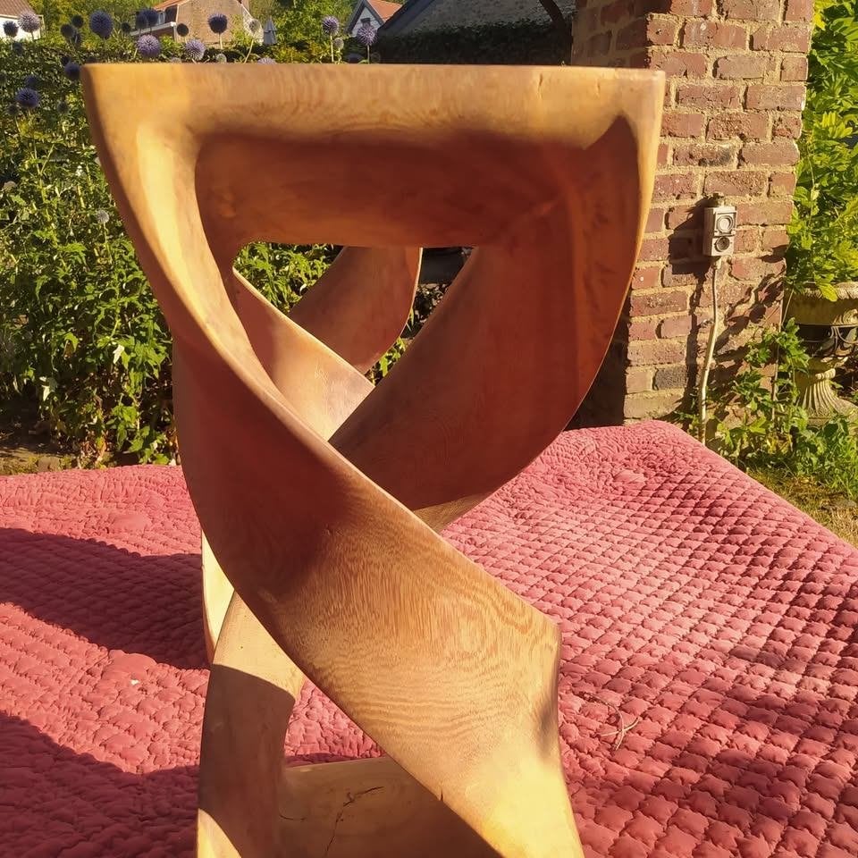 2 tables d'appoint, bois sculpté, Maison & Meubles, Sculpté, Moins de 55 cm, Enlèvement, Carré