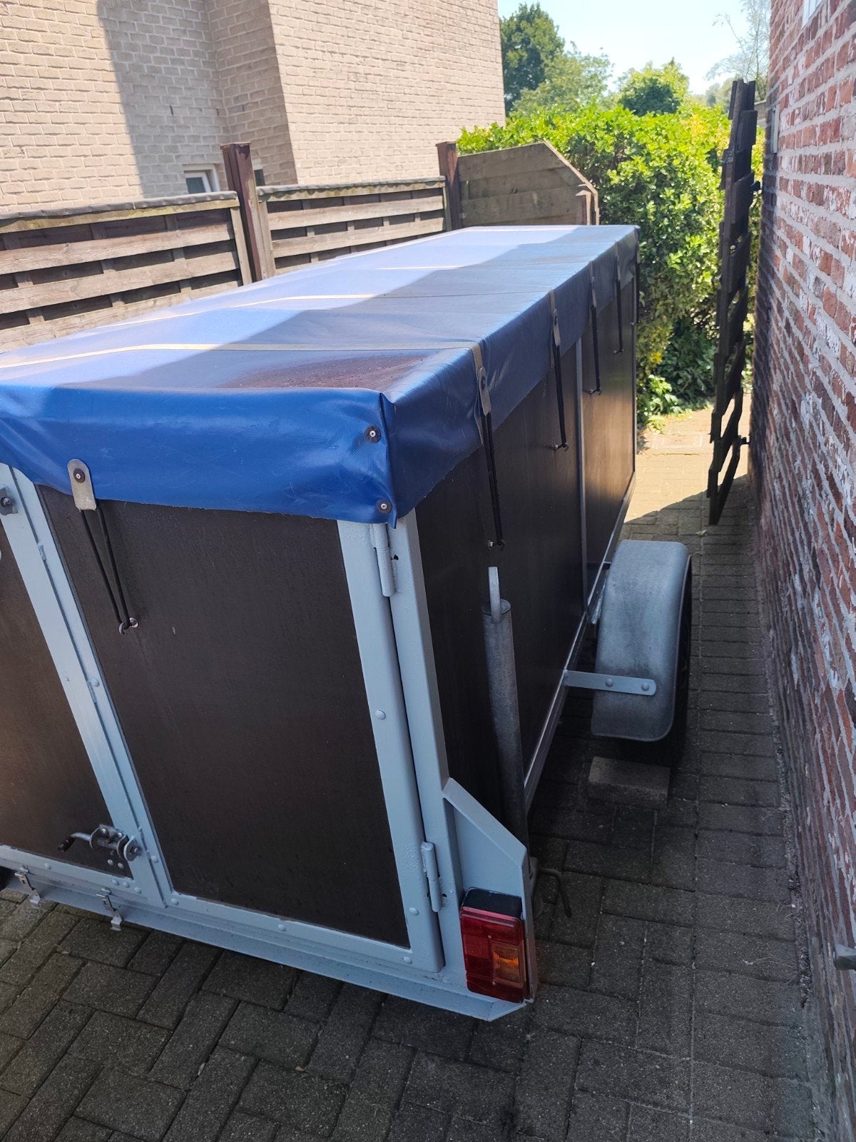Aanhangwagen overdekt . Alles is in orde en werkt., Auto diversen, Aanhangers en Bagagewagens, Ophalen