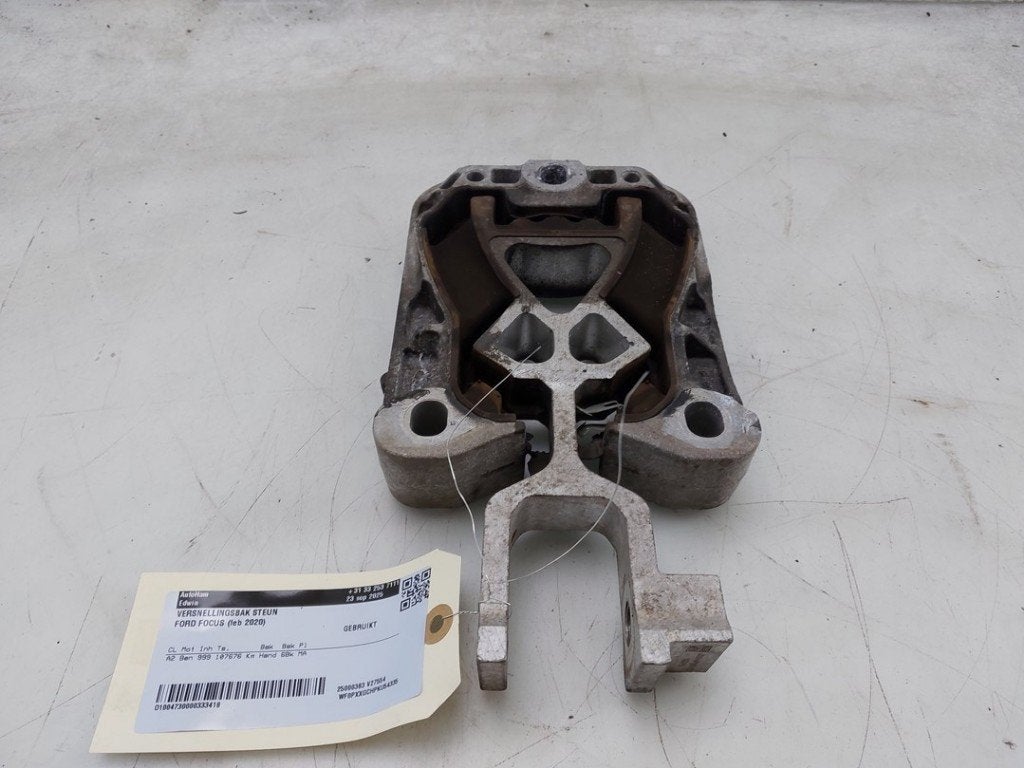 SUPPORT BOITE DE VITESSES Ford Focus 4 Wagon, Autos : Pièces & Accessoires, Utilisé, Ford