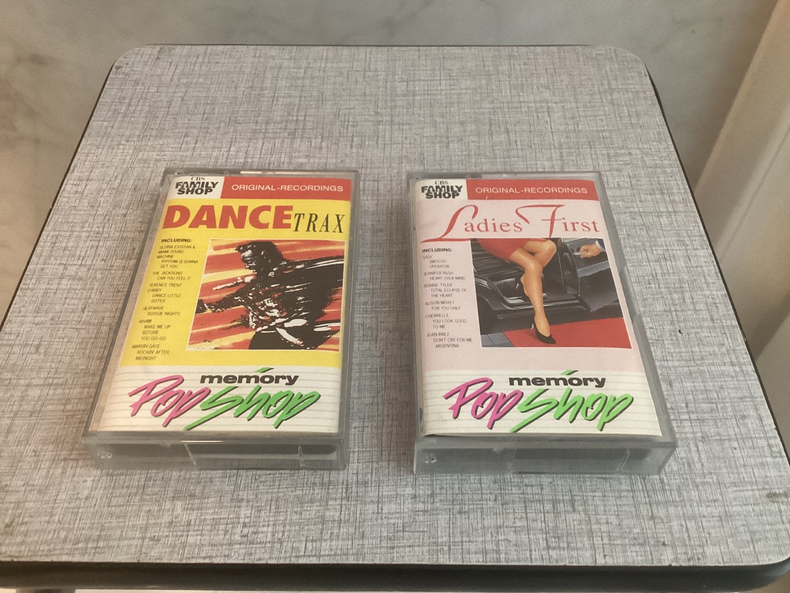 Verzamelcassettes. Dance trax & Ladies first, CD & DVD, Enlèvement ou Envoi, Comme neuf, Dance