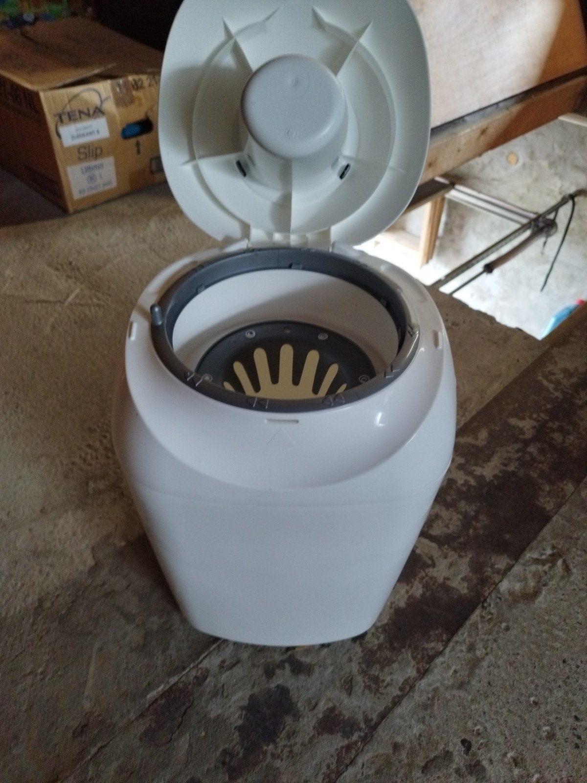Tommee tippee luieremmer, Ophalen