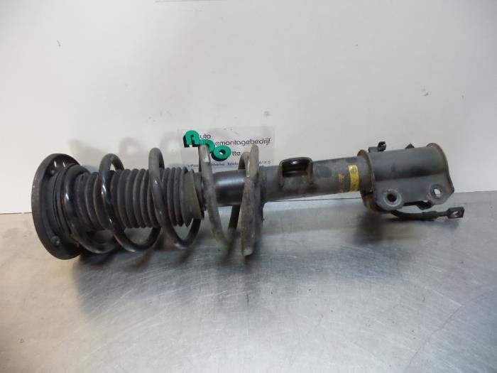 Schokdemperpoot links-voor van een Opel Vectra (Vectra C 02-, Gebruikt, -, -, Opel