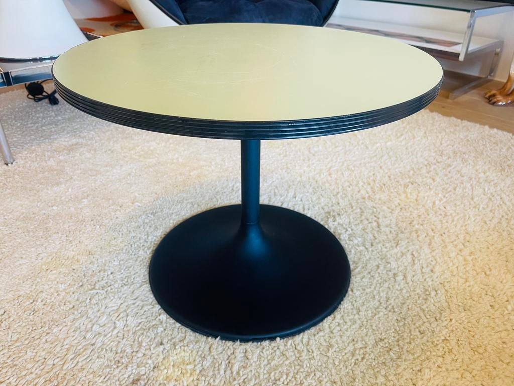 Table vintage sur base en tulipe, Enlèvement, Comme neuf