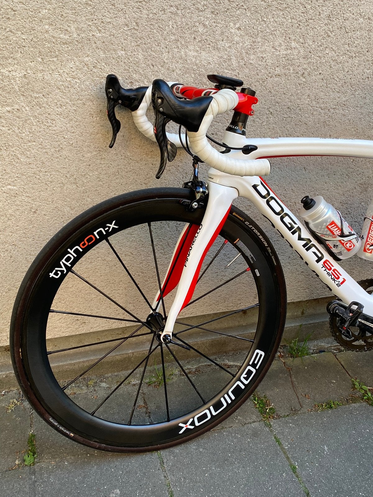 Pinarello dogma, Enlèvement