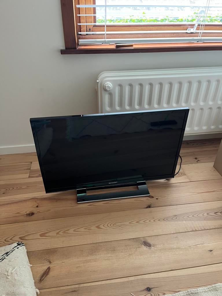 TV Sharp, Audio, Tv en Foto, Televisies, Ophalen, Zo goed als nieuw, 60 tot 80 cm, Sharp
