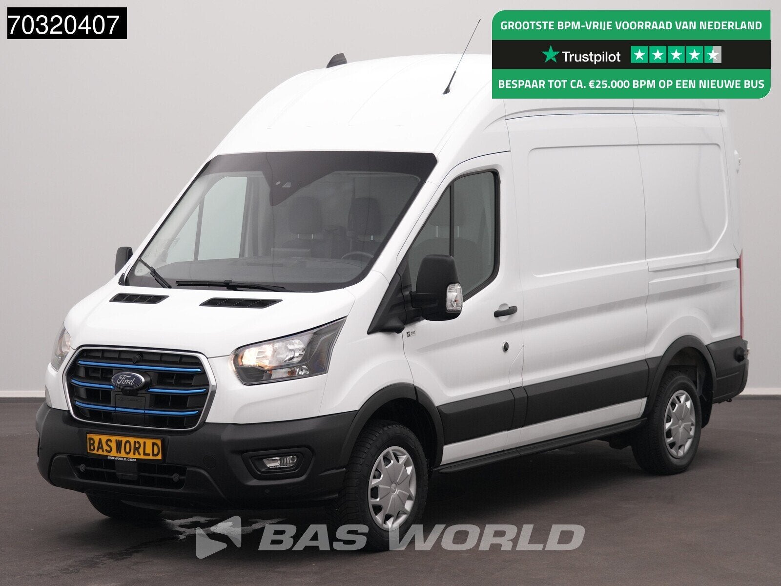 Ford e-Transit 184pk Elektrisch 68kWh 317km WLTP L2H3 Hoog D, Auto's, Bestelwagens en Lichte vracht, Automaat, Gebruikt, Parkeersensor