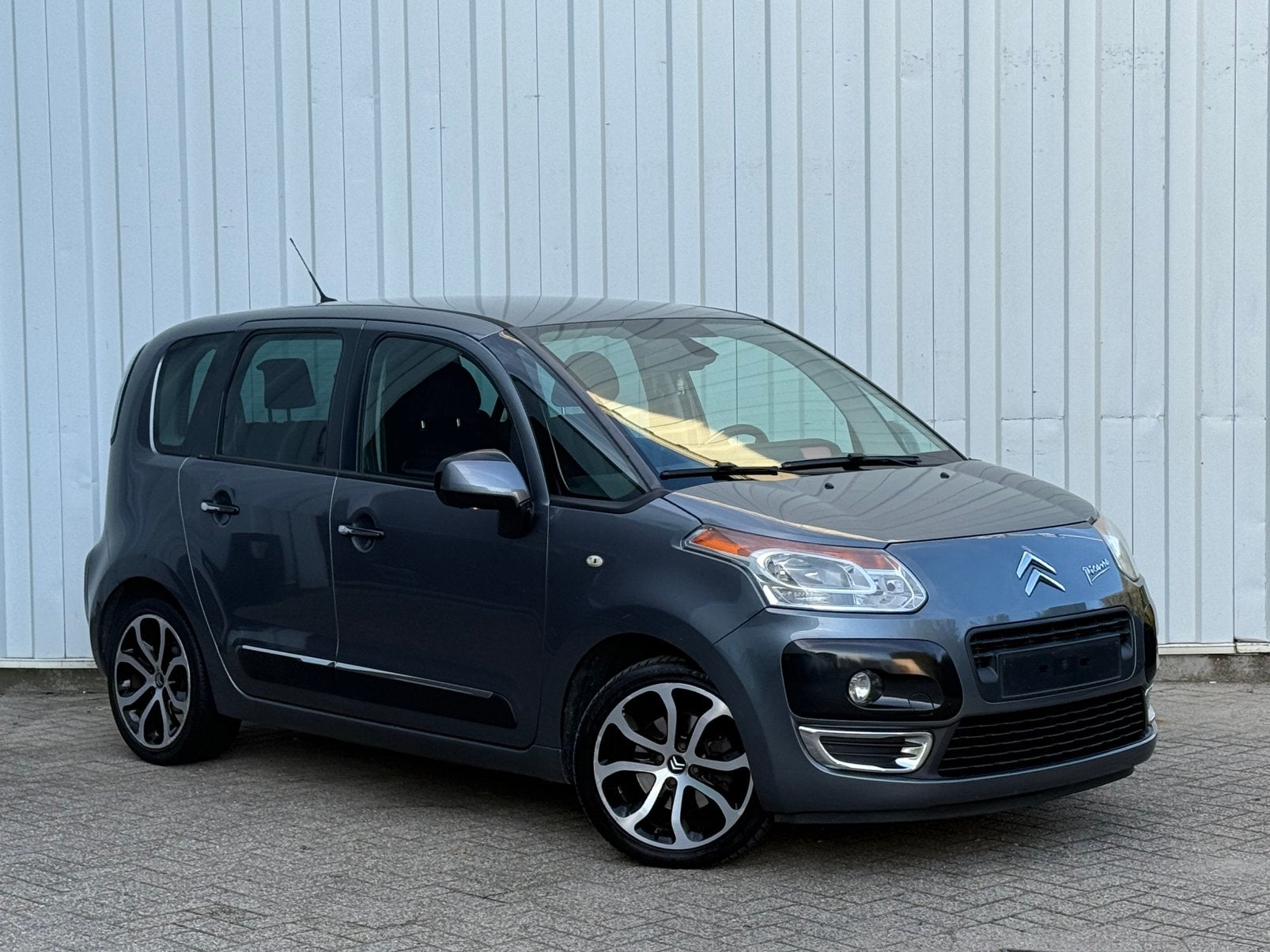 - Citroën C3 Piccaso - 1.6 Essence - Clima - Navi - 215000km, Achat, Entreprise, Noir, 5 portes