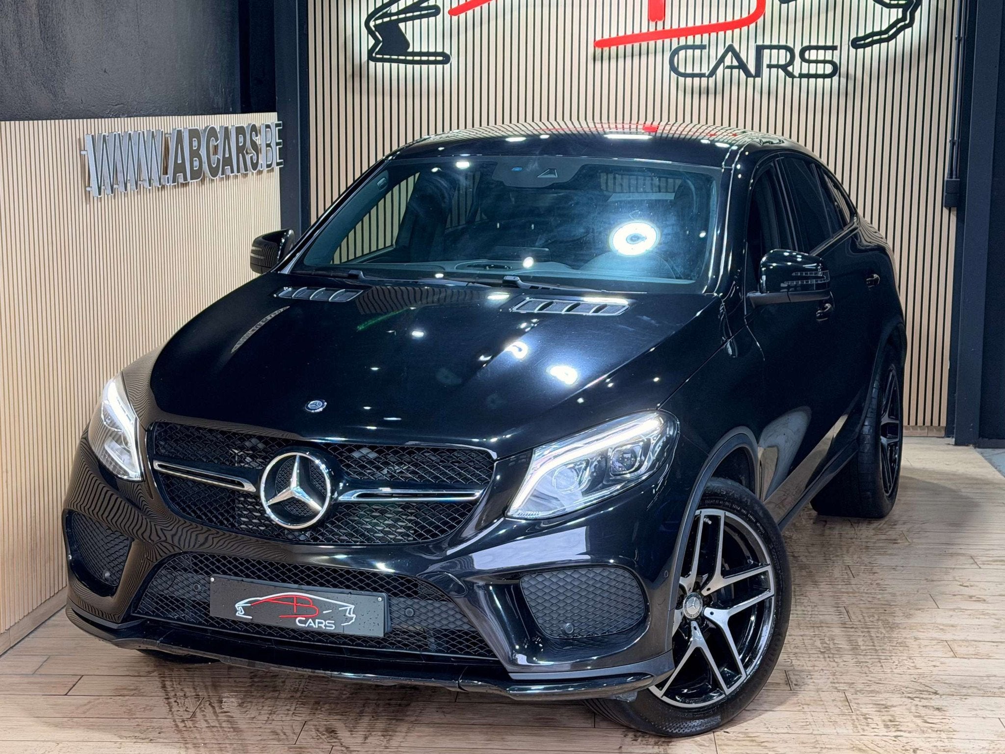 Mercedes-Benz GLE 350 Coupé 350 d 4-Matic * PACK AMG * GAR, Autos, Mercedes-Benz, 2987 cm³, Euro 6, Noir, 5 portes