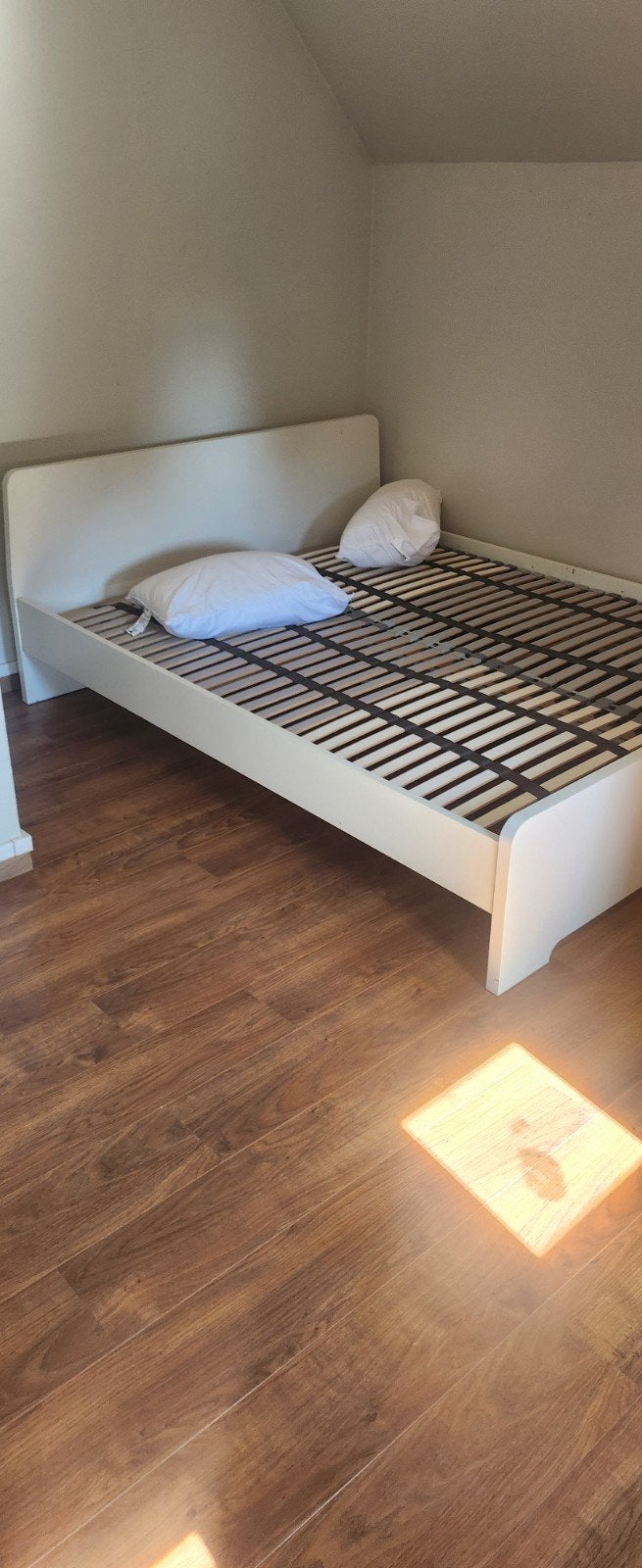 bedje ikea, Ophalen