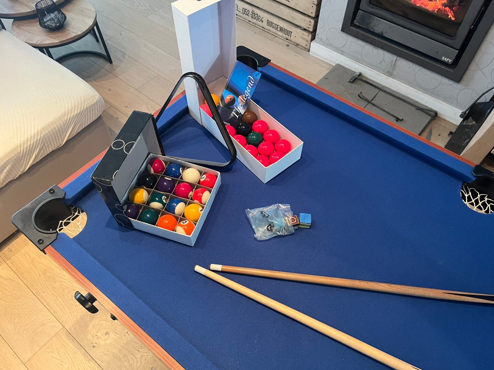 Pool en snookertafel te koop, Sport en Fitness, Ophalen, Zo goed als nieuw, Snookertafel
