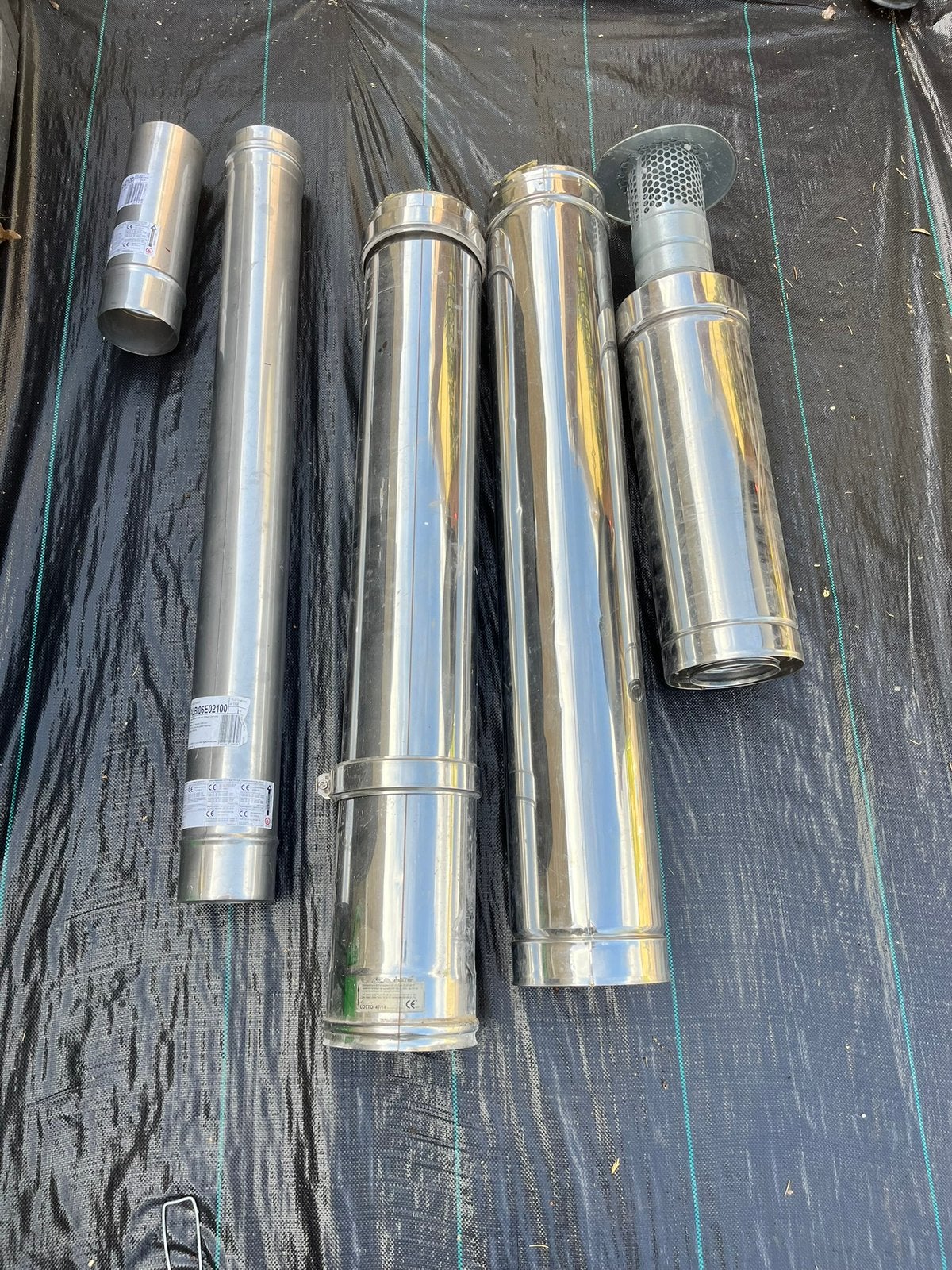 Dubbelwandige schoorsteenpijpen, Ophalen, 4 tot 6 meter, Zo goed als nieuw, 80 mm of meer
