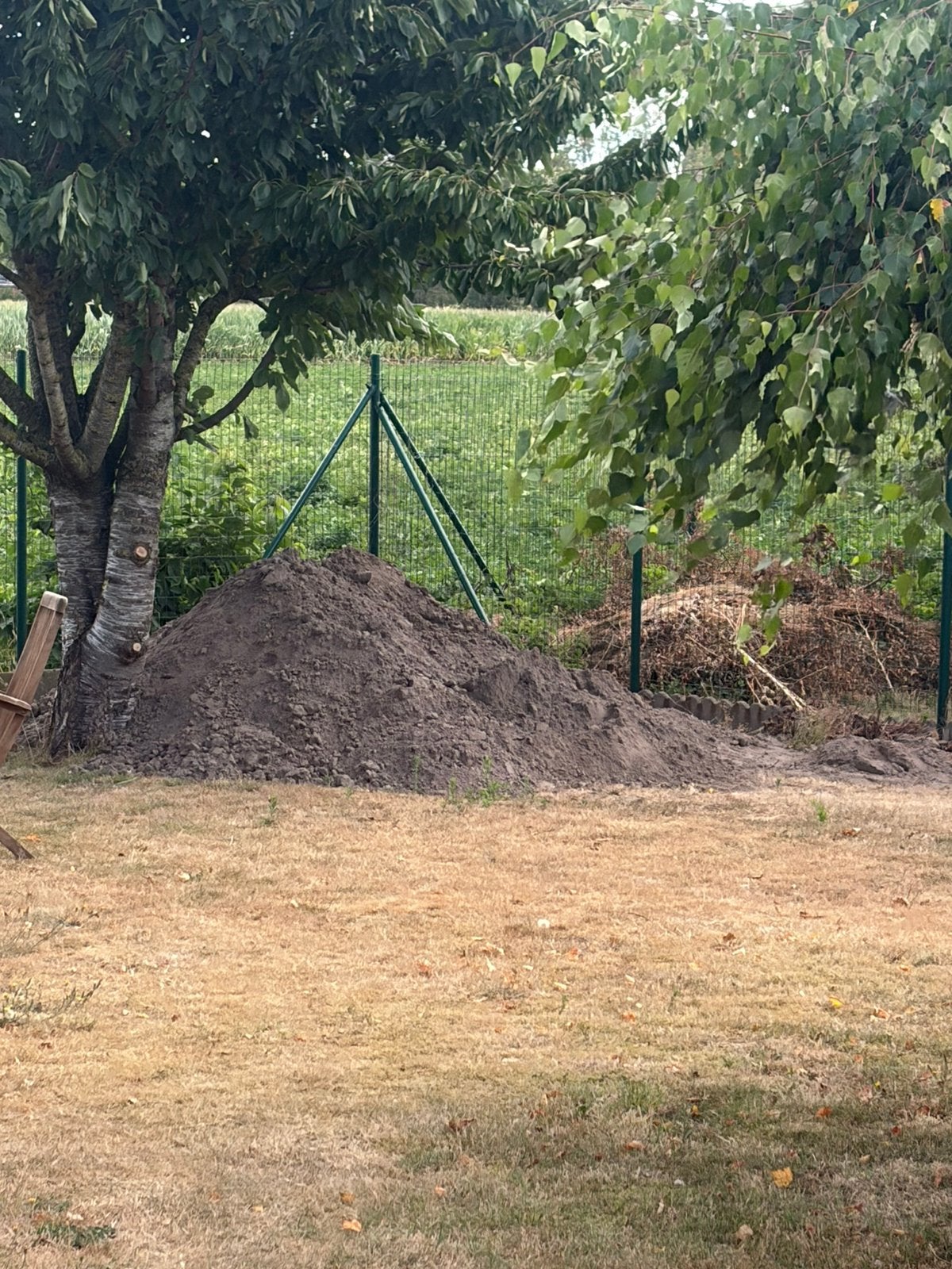 Gratis propere aarde, Ophalen