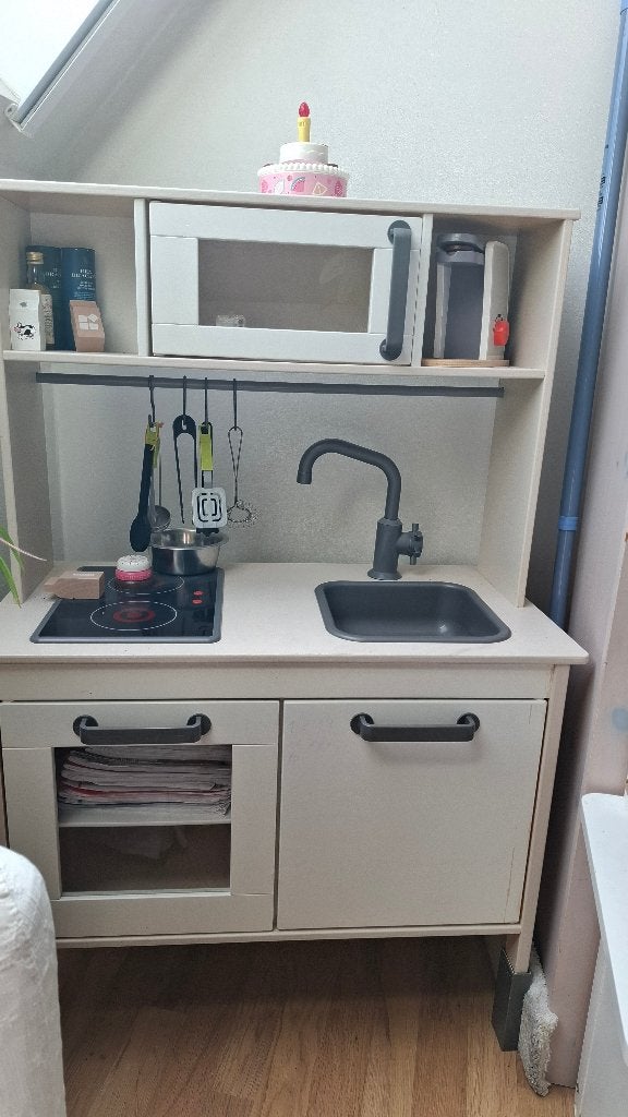 Kitchenette de jeu, Enlèvement