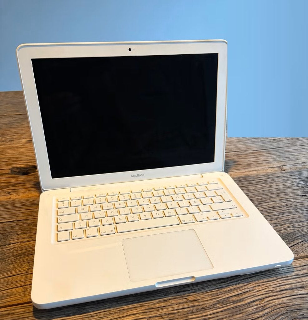 Apple - MacBook (13", 2009) + defecte oplader, Computers en Software, Ophalen of Verzenden, MacBook