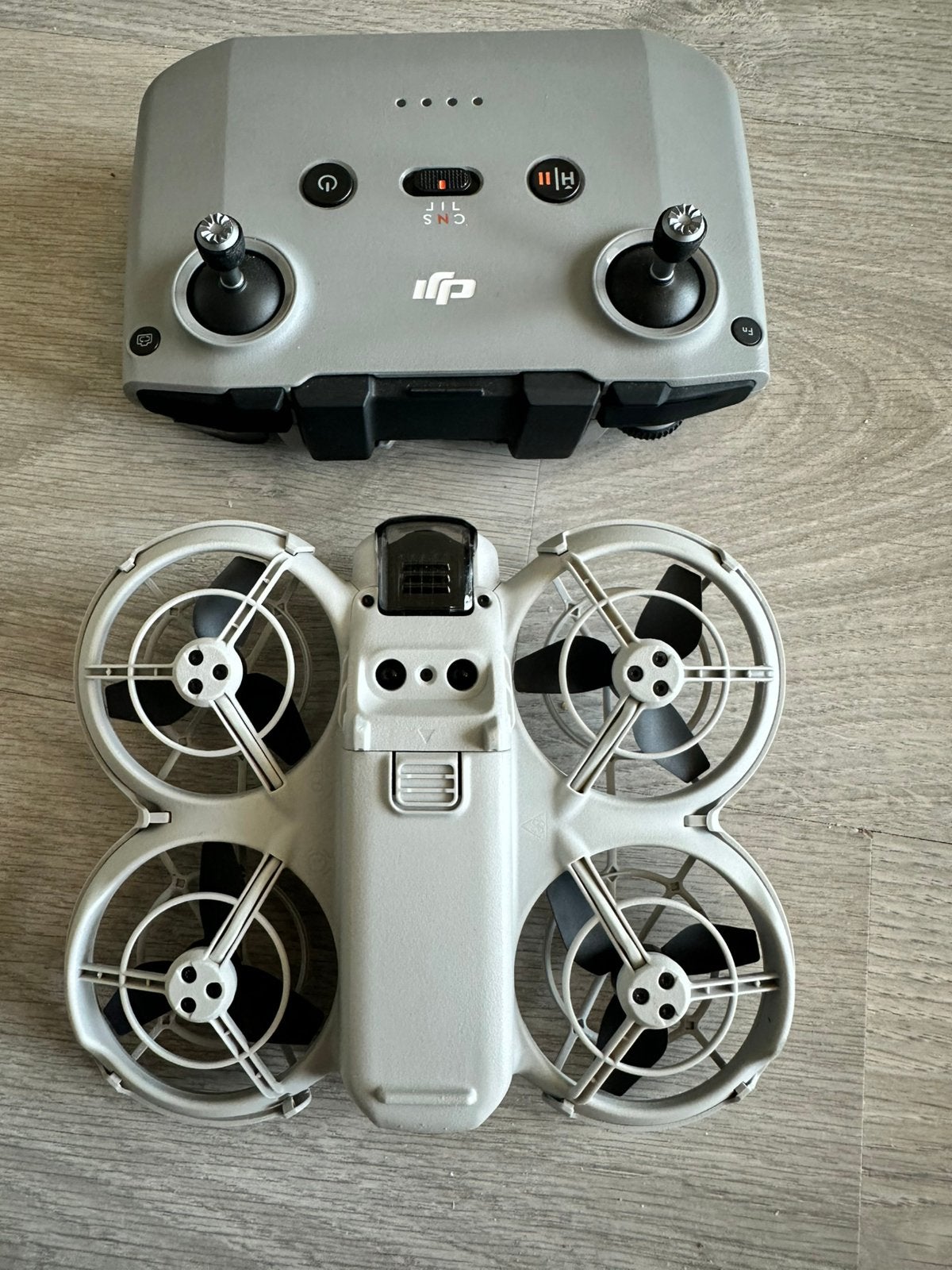 Drone DJI Neo, Enlèvement, Comme neuf, DJI