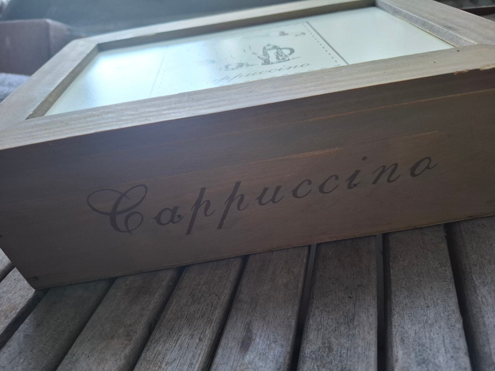 Cappuccino houten doos, Ophalen