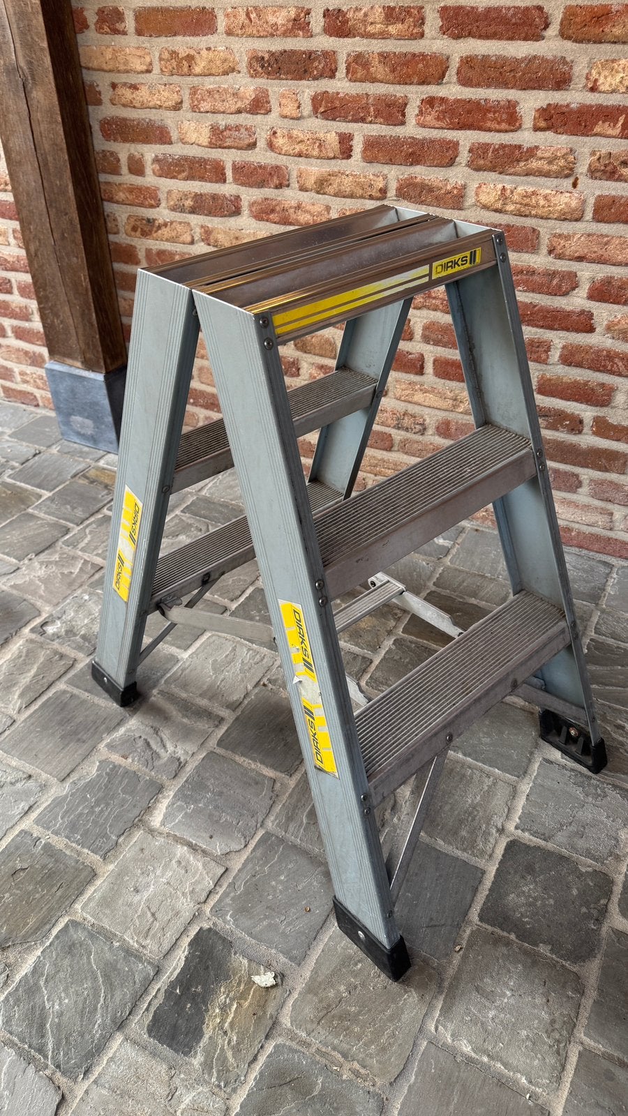 Dirks trapladder 2 x 3 treden, Doe-het-zelf en Bouw, Ophalen, Zo goed als nieuw