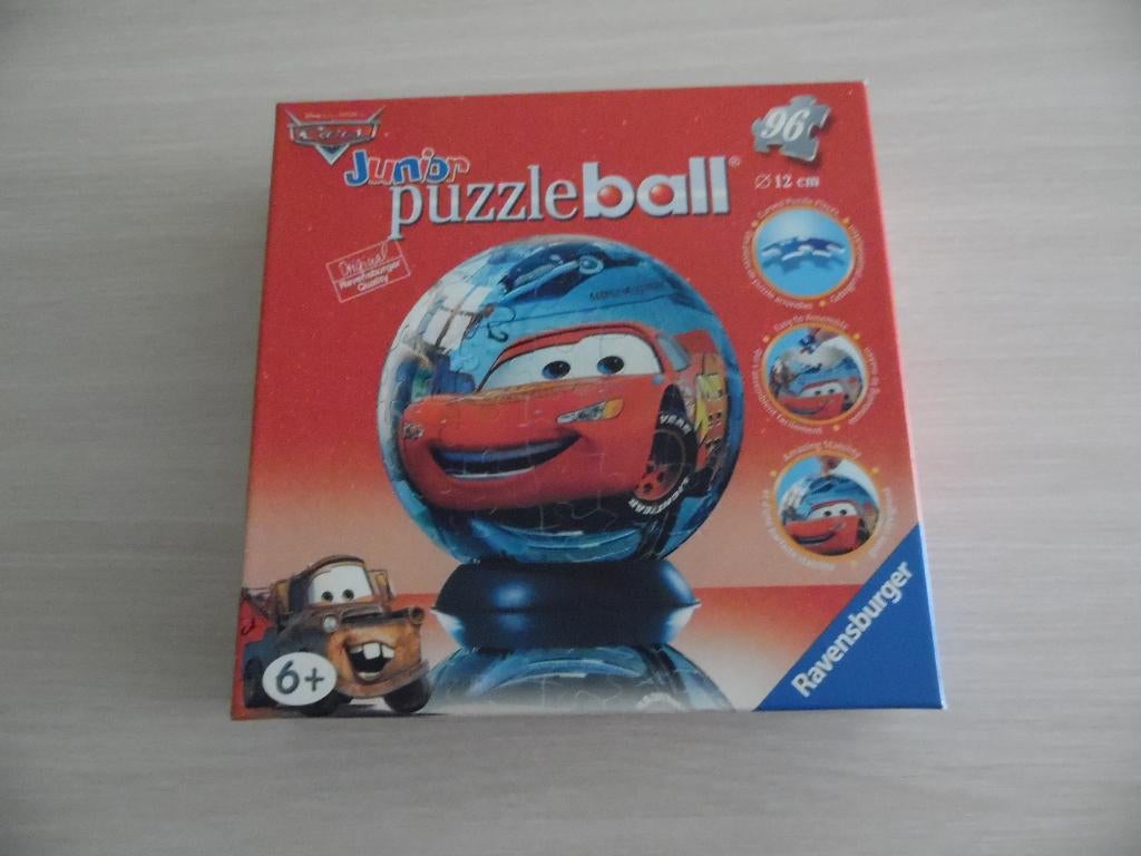 RAVENSBURGER PUZZEL MET BALLEN EN AUTO'S VAN 96 STUKJES, Ophalen of Verzenden, Meer dan 50 stukjes, Zo goed als nieuw, 6 jaar of ouder