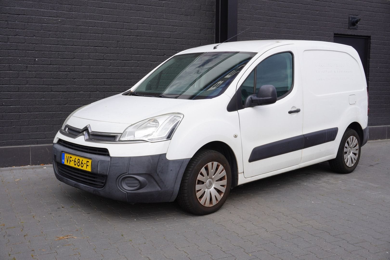 Citroën Berlingo 1.6 HDI - Airco - Cruise - Trekhaak - €2.95, Citroën, Wit, Bedrijf, 133 g/km