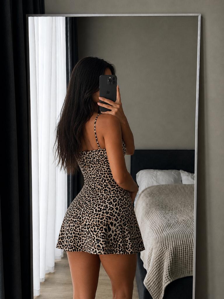 Luipaardprint mini jurkje, Kleding | Dames, Overige Dameskleding, ANDERE, Verzenden, Zo goed als nieuw