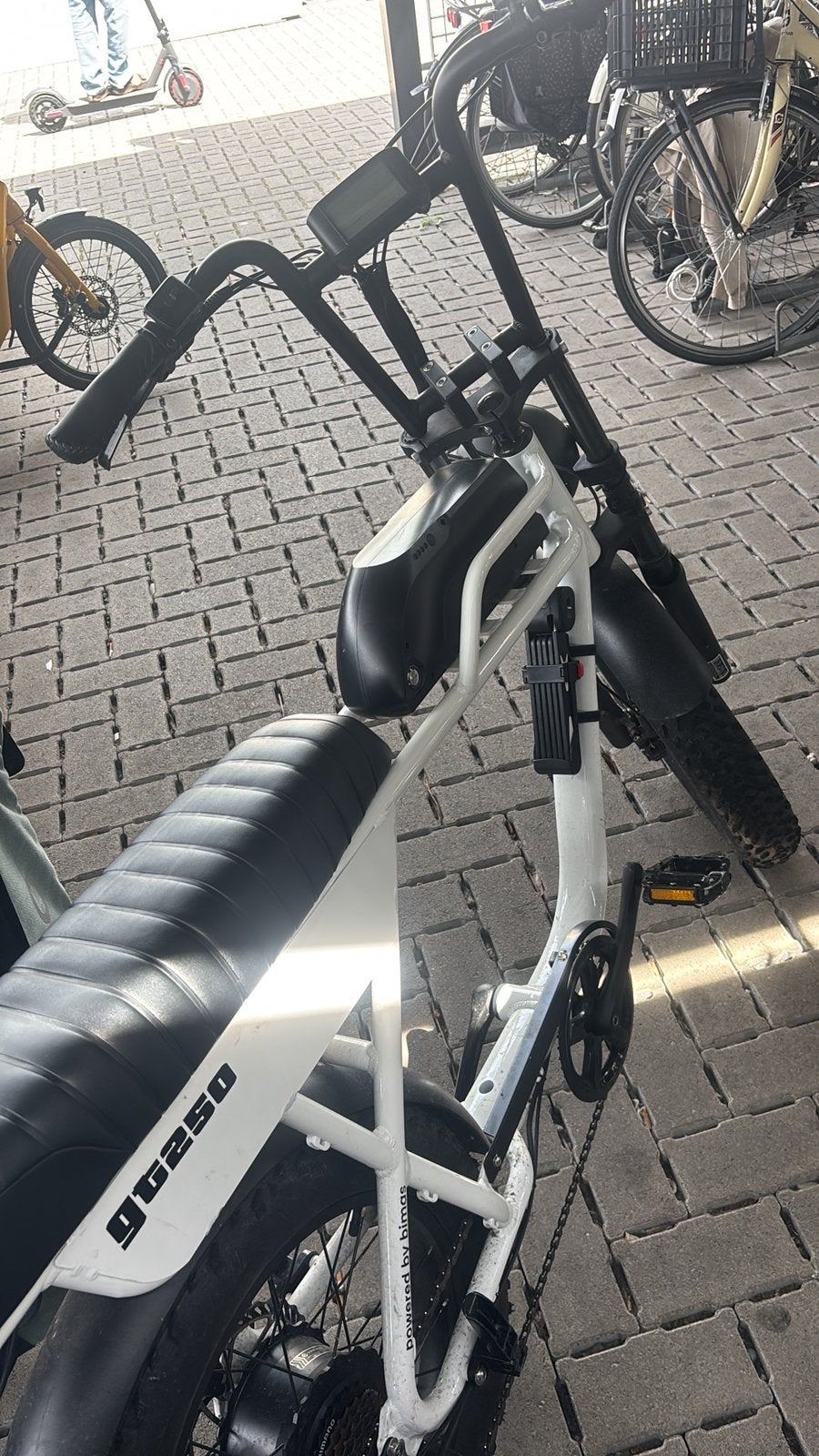 Fatbike GT250, Enlèvement, Comme neuf