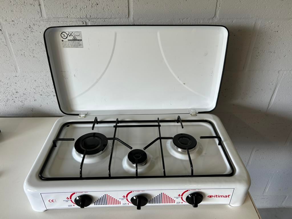 Compact gas kooktoestel met 3 pitten en deksel, Caravans en Kamperen, Kampeeraccessoires, Ophalen, Zo goed als nieuw