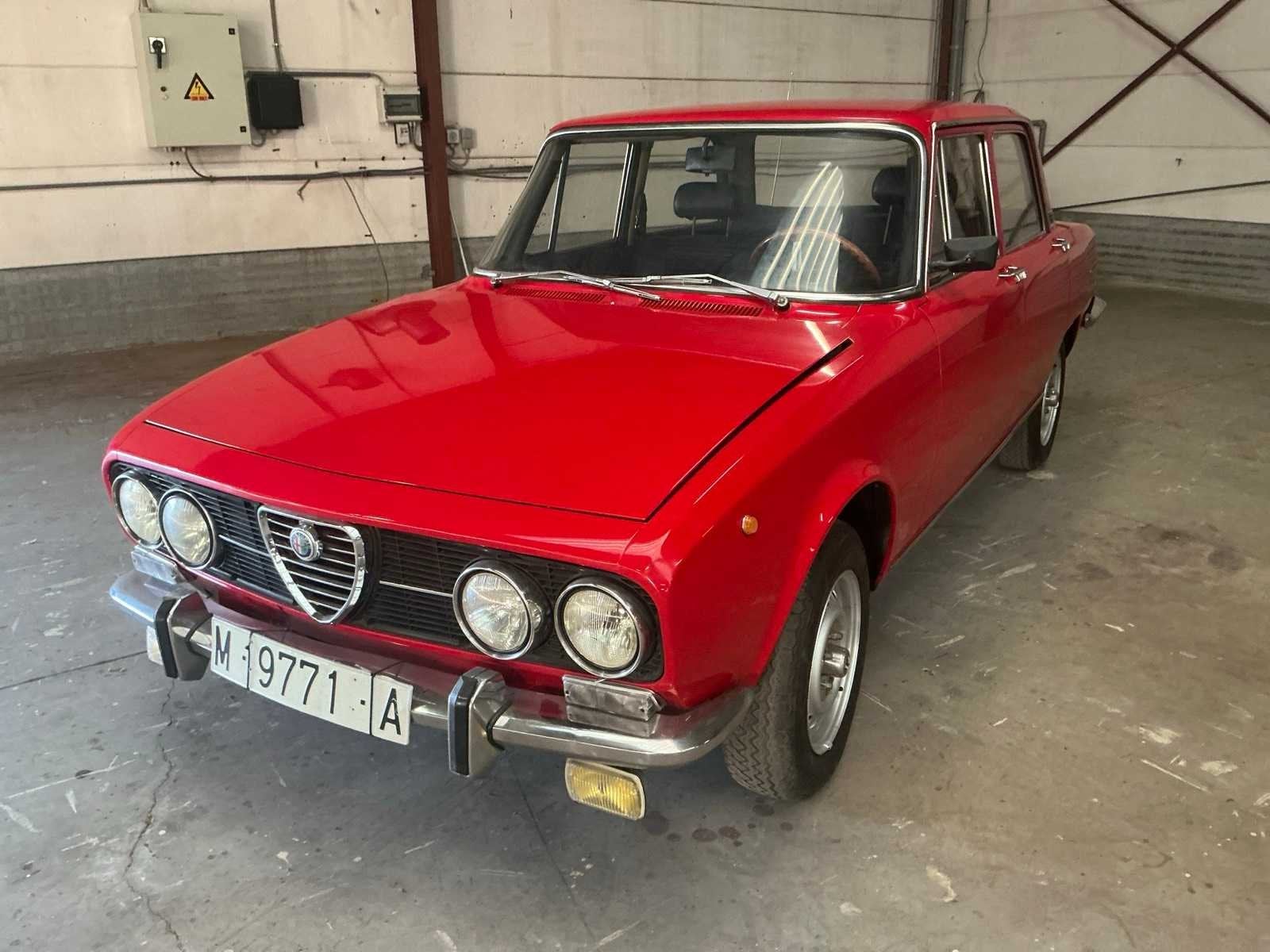 1971 Alfa Romeo Berlina 2000 Oldtimer, Auto's, Bedrijf, Handgeschakeld, Overige carrosserie, Alfa Romeo