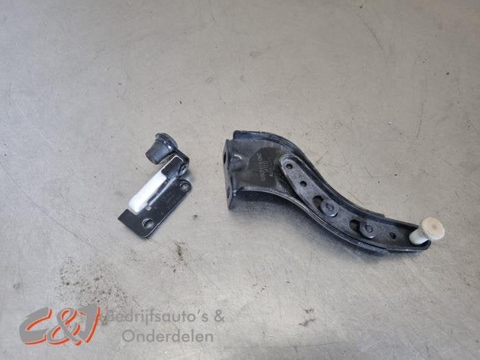 Roulette porte coulissante droite d'un Volkswagen Caddy (LC9, Volkswagen, -, 3 mois de garantie, Utilisé