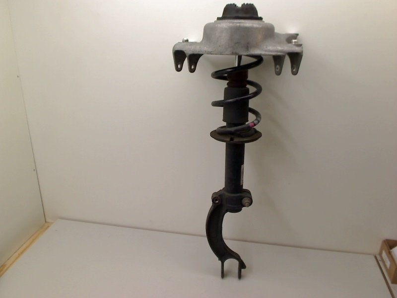 JAMBE DE FORCE AVANT DROIT Audi A4 Avant (B8) (8K0413031CJ), Auto-Union-Straße  1,
85057  Ingolstadt, DE, Info@audi.de, Audi, Utilisé