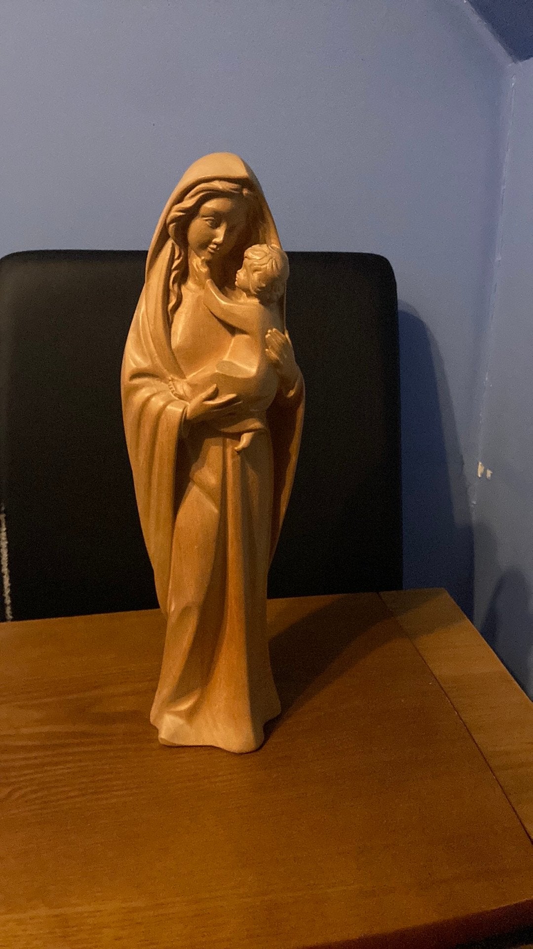 Groot houten Mariabeeld, Ophalen