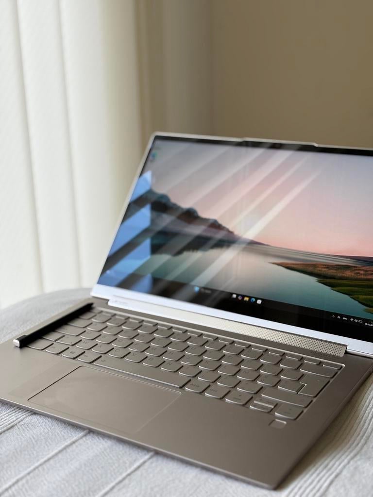 Lenovo Yoga C940 14" 2in1 Touchscreen - i7, 16 RAM, 500 SSD,, Informatique & Logiciels, Ordinateurs portables Windows, Utilisé