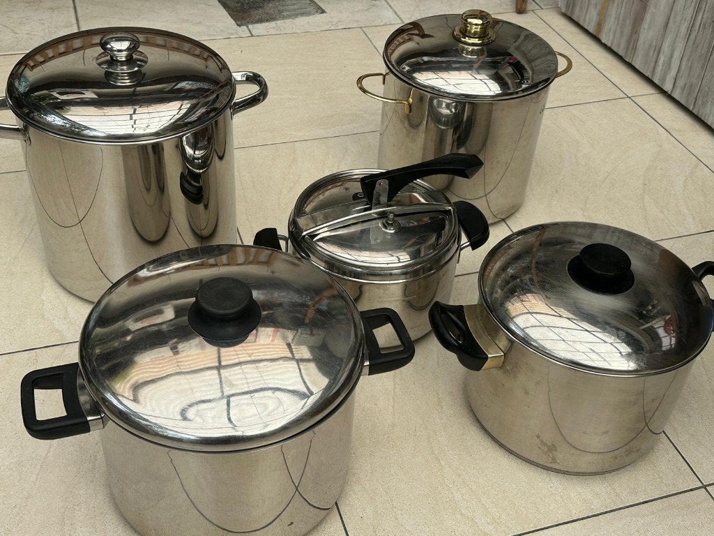 Set van 5 inox kookpotten/pannen met deksels, Huis en Inrichting, Keuken | Potten en Pannen, Ophalen, Inox, Gebruikt, Met deksel