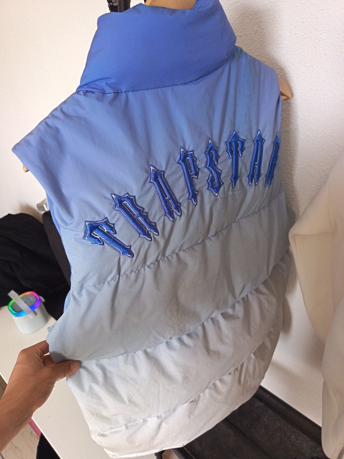 trapstar bodywarmer maar M, Ophalen, Maat 48/50 (M)