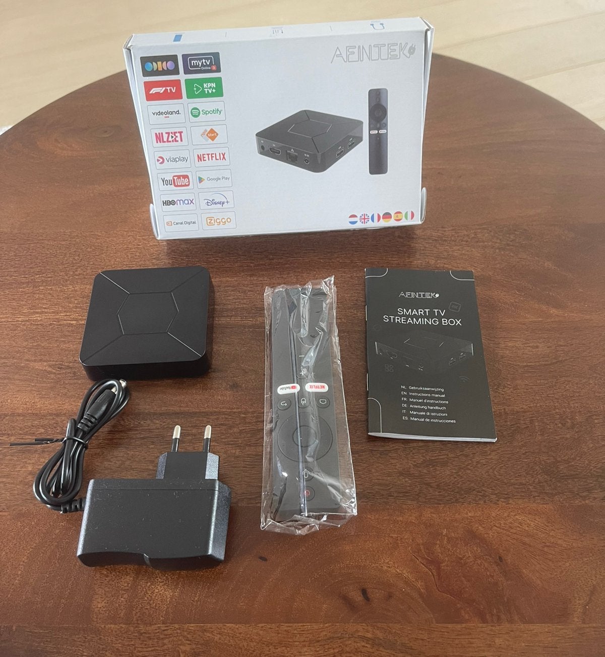 Chromecast Streaming Device 4K Android TV – Nieuw + Garantie, Enlèvement ou Envoi, Neuf, HDMI